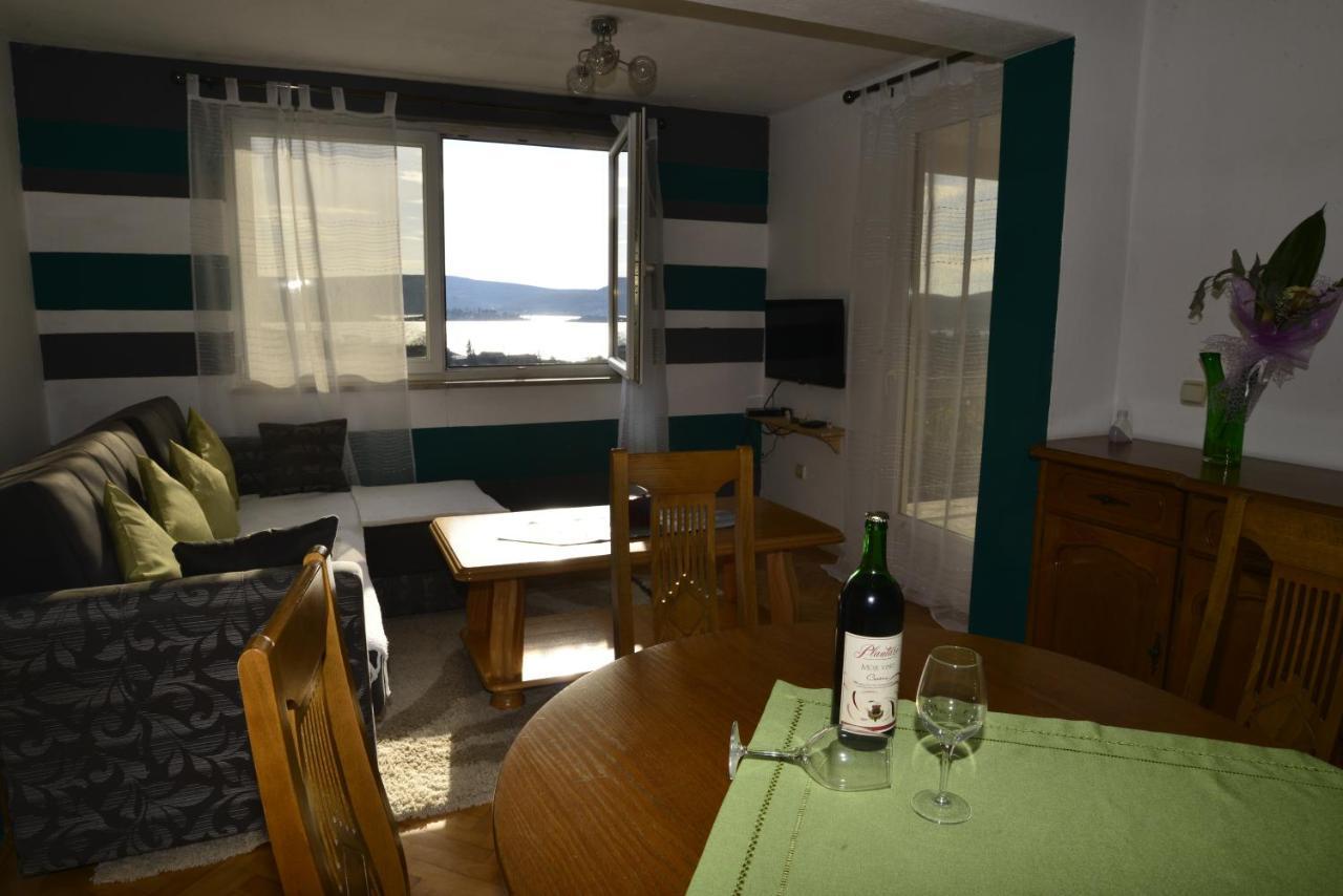 House Sarovic Daire Tivat Dış mekan fotoğraf